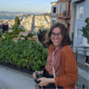 Meet your Posher, Amy